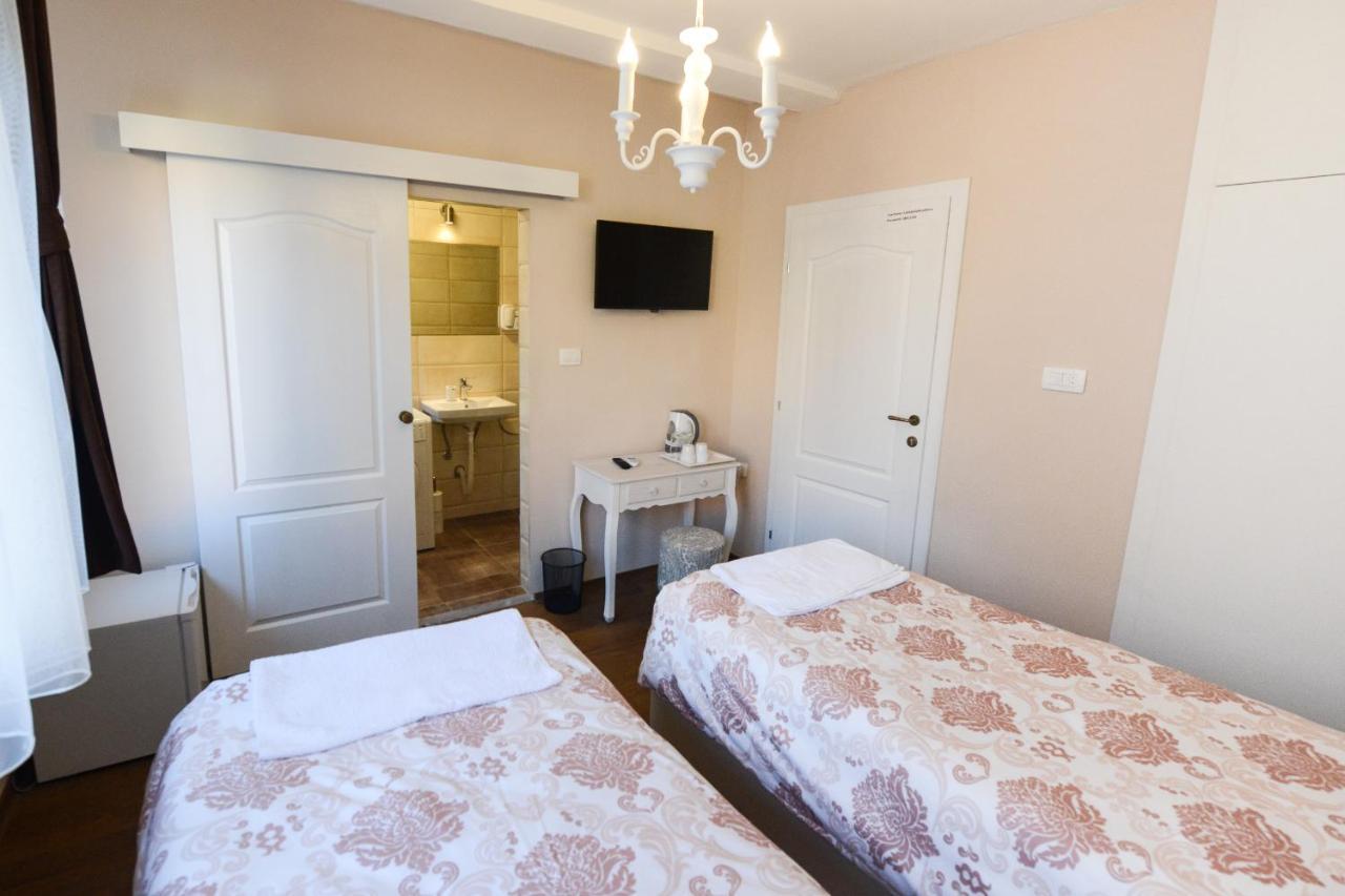 Mother Teresa Apartment